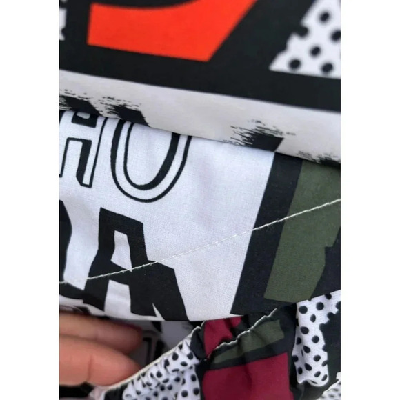 United Color of Benetton Kids Puffer Hoodie Graphic Jacket Sz XL Age 10/11 - Picture 4 of 12